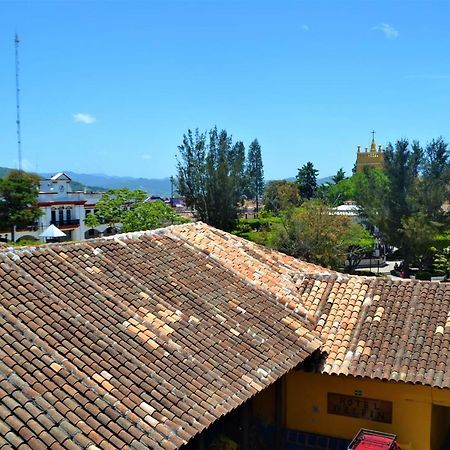 Hotel Delfín Comitán Exterior foto